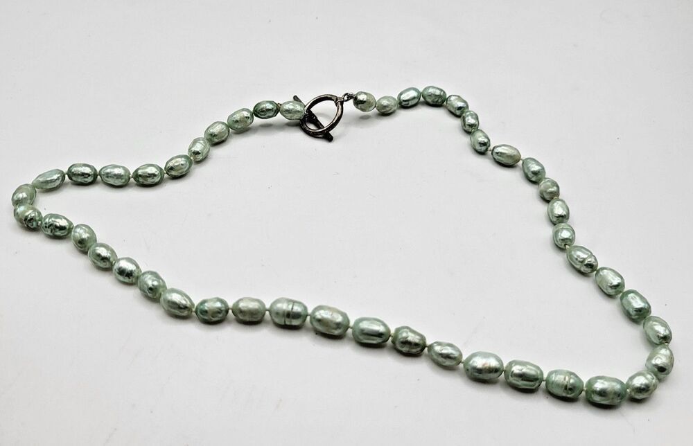 Barqoue Freshwater Pearls Green Tinged Sterling Silver 18in